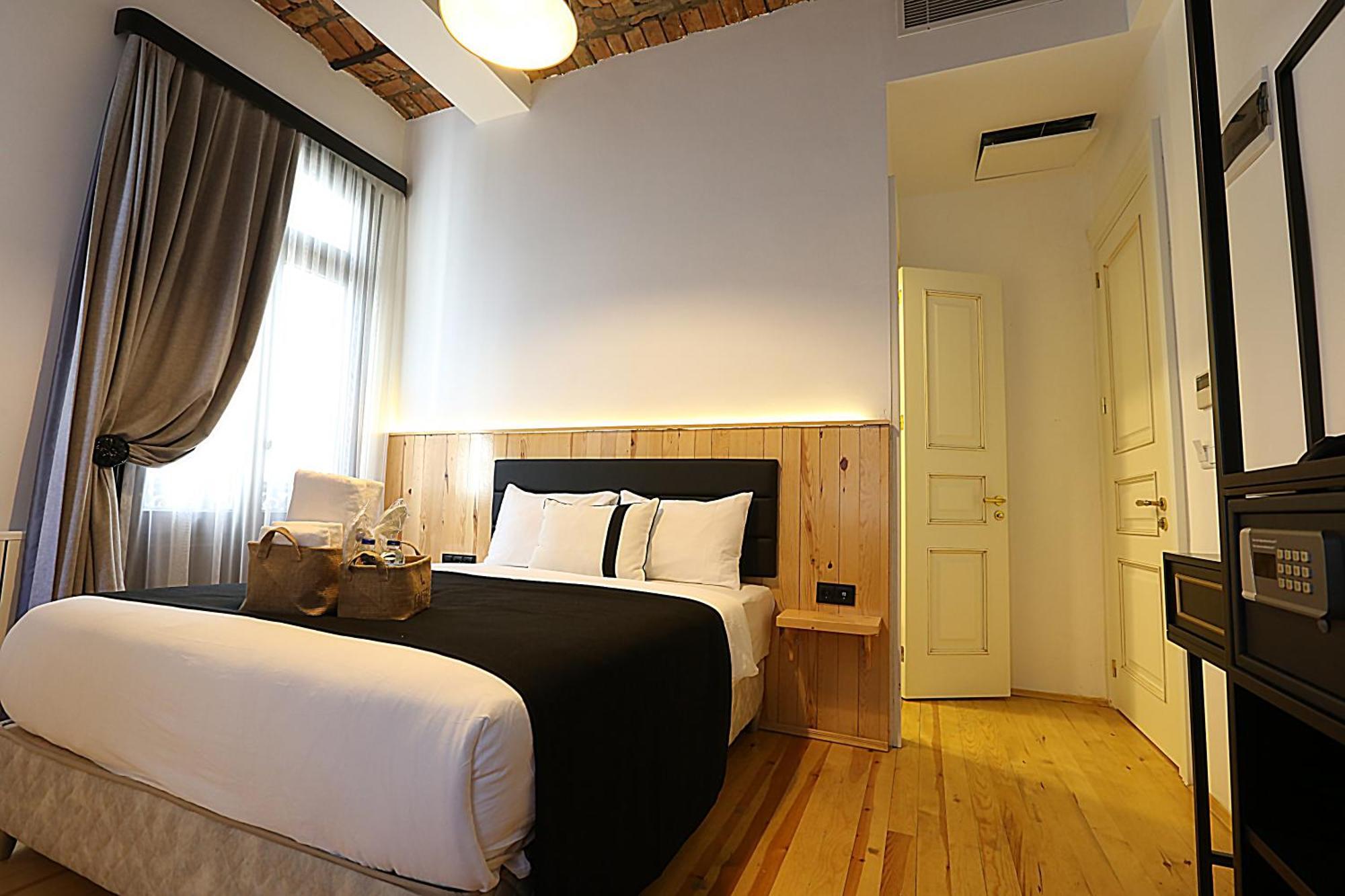 Istanbul Taksim Istiklal Street Kamil Hotel - Historical Zimmer foto