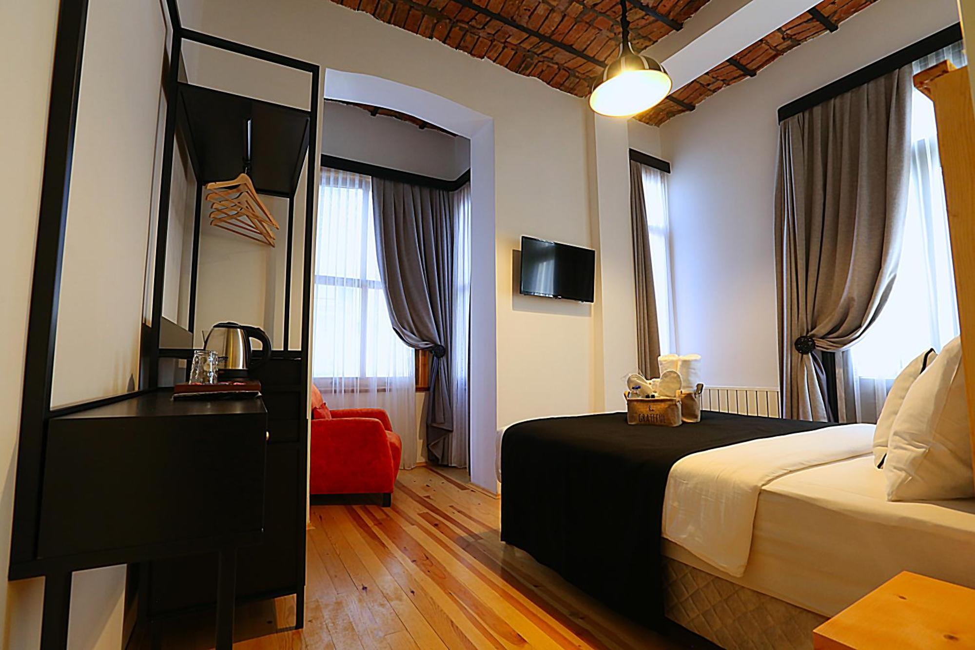 Istanbul Taksim Istiklal Street Kamil Hotel - Historical Zimmer foto