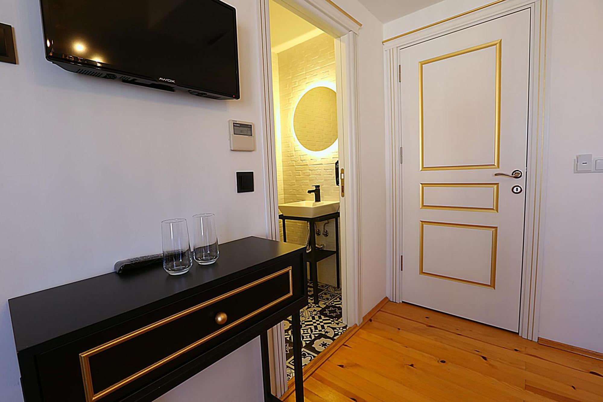 Istanbul Taksim Istiklal Street Kamil Hotel - Historical Zimmer foto